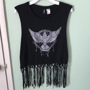 Sleeveless shirt